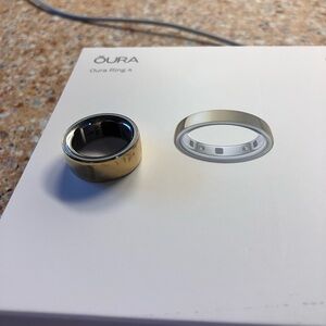 Oura Ring - Gold, Gen4